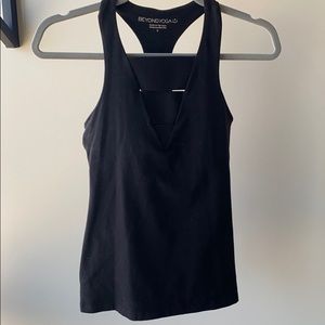 Fitted Beyond Yoga tank - Black